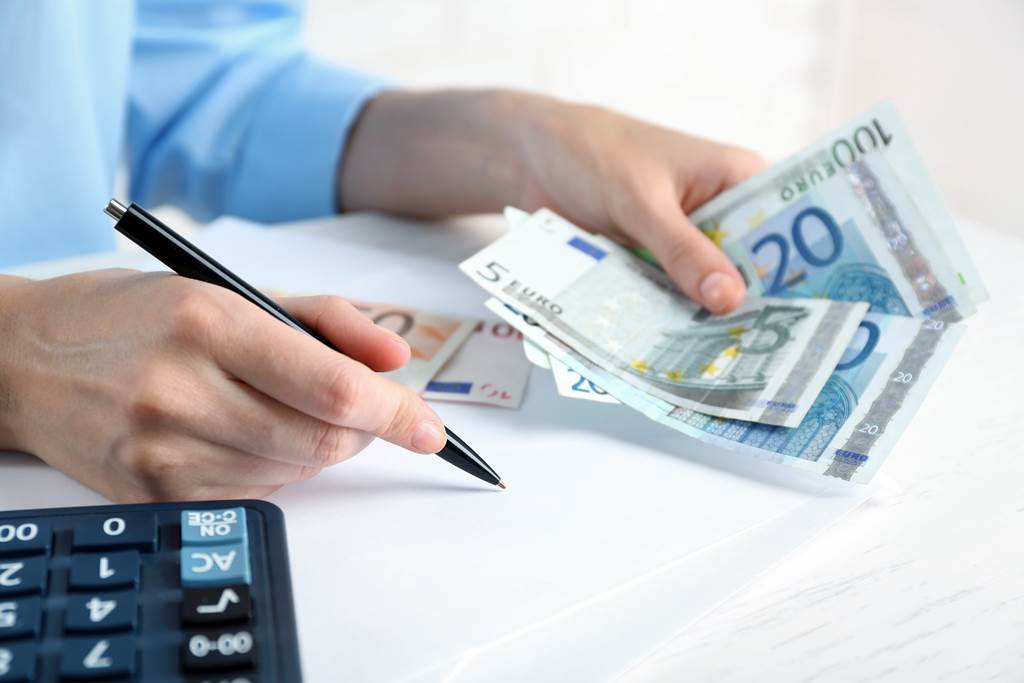 Дали денег в долг под расписку: как оформить и вернуть 