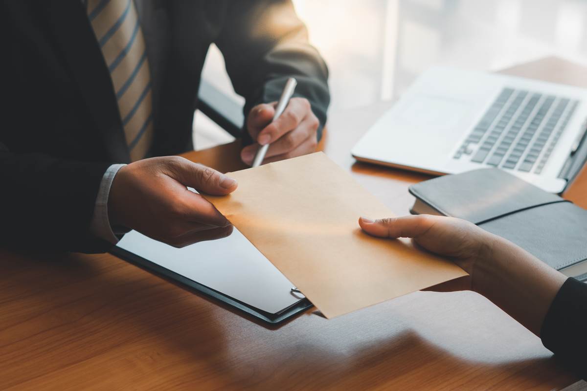 Можно ли выкупить долг у коллекторов: порядок действий