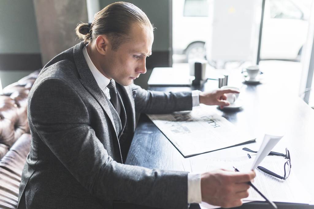 Освобождение и отстранение арбитражного управляющего: что делать кредитору и должнику 