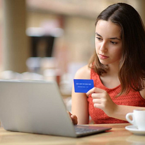 Как разблокировать кредитную карту: надежные способы