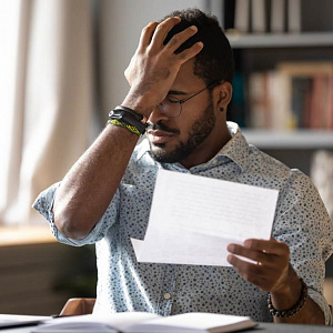 Как узнать задолженность по алиментам через приставов и МФЦ